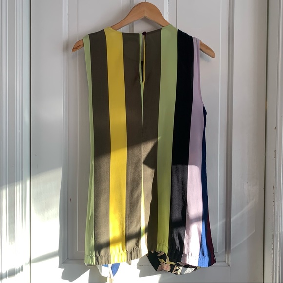 Diane von Furstenberg Sedona silk top, multi print, faux-wrap style, Size Medium - Picture 9 of 13